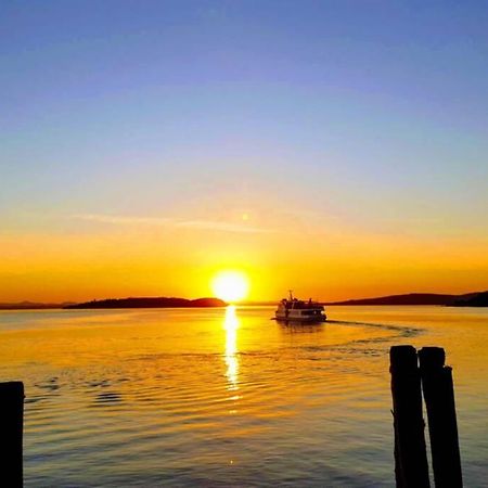 Bellavista La Tua Romantica Vacanza Sul Trasimeno كاستيغليون ديل لاغو المظهر الخارجي الصورة