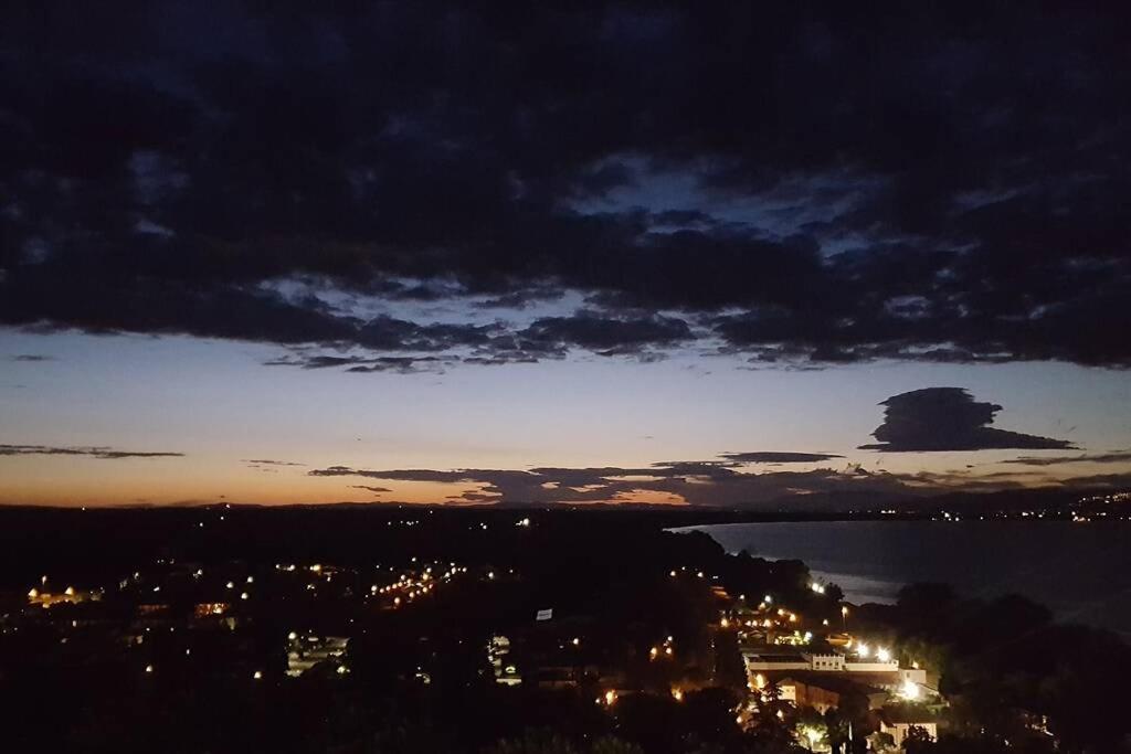 Bellavista La Tua Romantica Vacanza Sul Trasimeno كاستيغليون ديل لاغو المظهر الخارجي الصورة